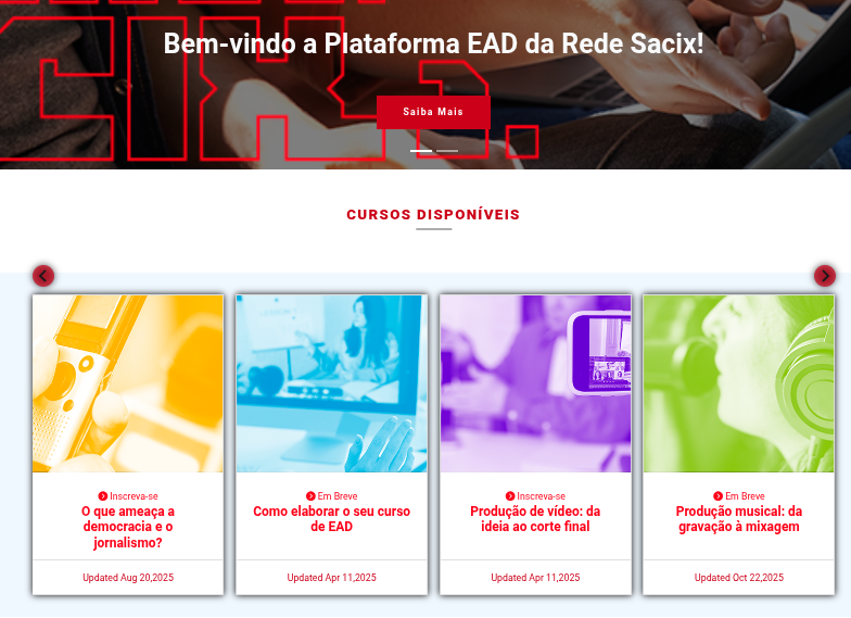 Aqui, é possível ver todos os cursos disponíveis navegando pelas setas laterais. 